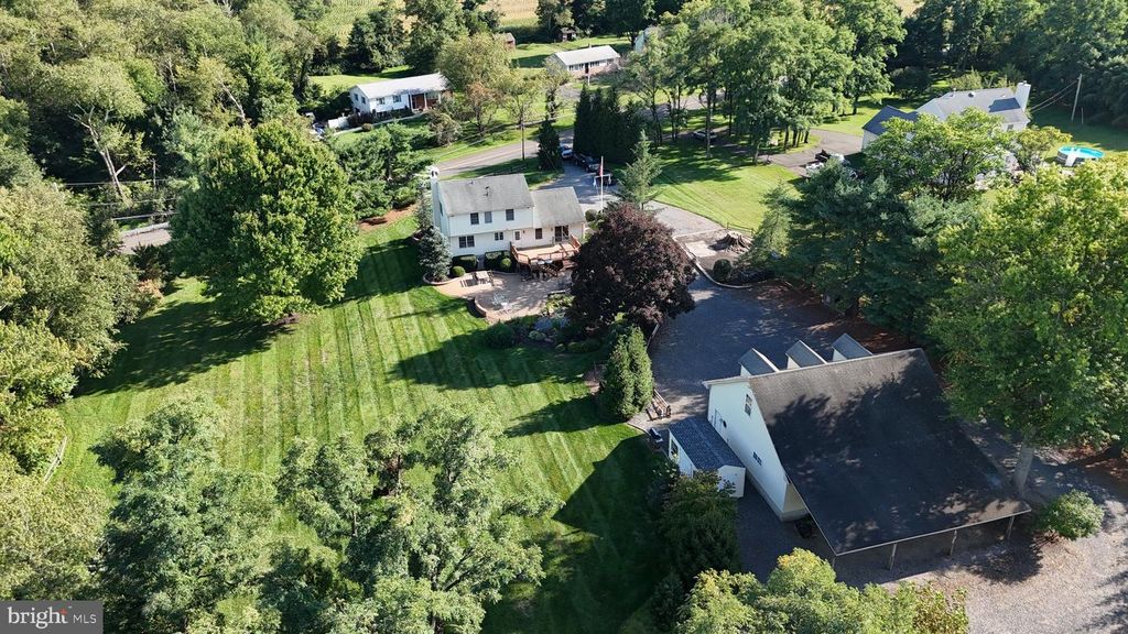 27739 MOUNT PLEASANT RD, COLUMBUS, NJ 08022 — photo 2