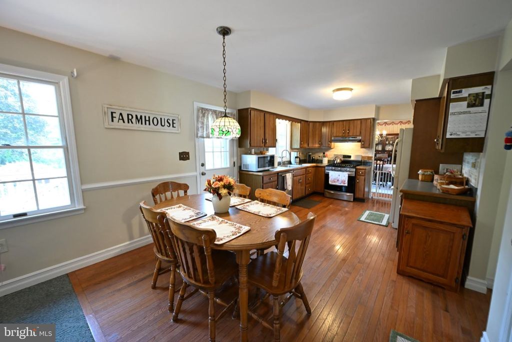 27739 MOUNT PLEASANT RD, COLUMBUS, NJ 08022 — photo 4