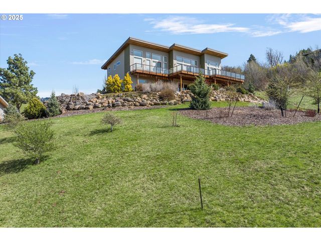 105 ALTA VISTA Rd, White Salmon, WA 98672