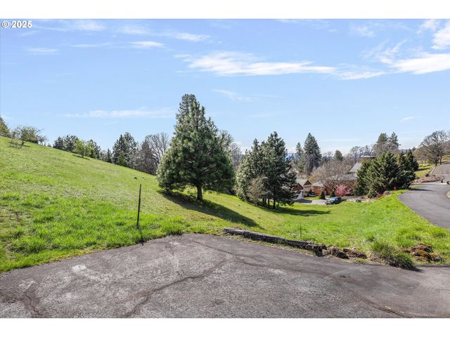 105 ALTA VISTA Rd, White Salmon, WA 98672