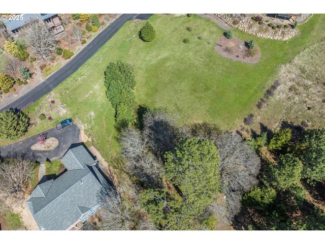 105 ALTA VISTA Rd, White Salmon, WA 98672