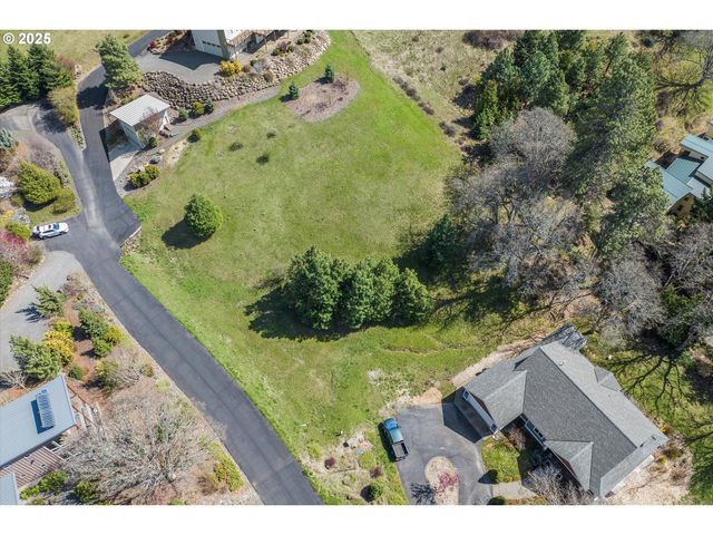 105 ALTA VISTA Rd, White Salmon, WA 98672