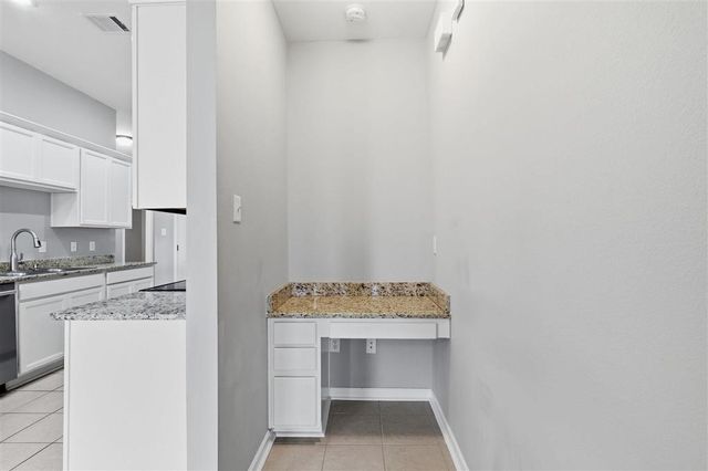 1931 Hebert's Pass, Lake Charles, LA 70607