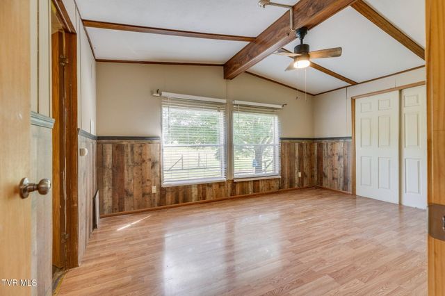 5716 Starlight Road, Kingsport, TN 37660