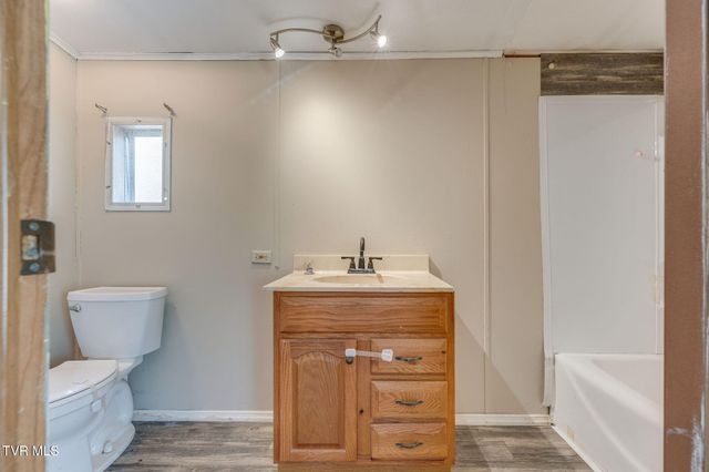 5716 Starlight Road, Kingsport, TN 37660
