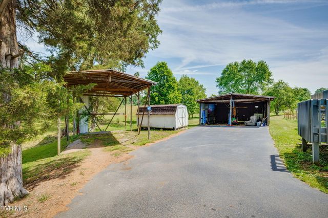 5716 Starlight Road, Kingsport, TN 37660