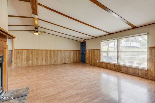 5716 Starlight Road, Kingsport, TN 37660