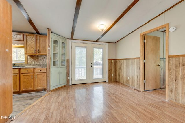5716 Starlight Road, Kingsport, TN 37660