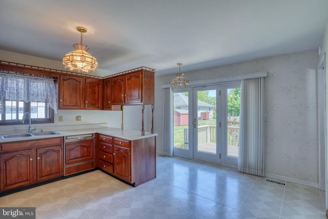 7 WOODS LN, Ocean View, DE 19970