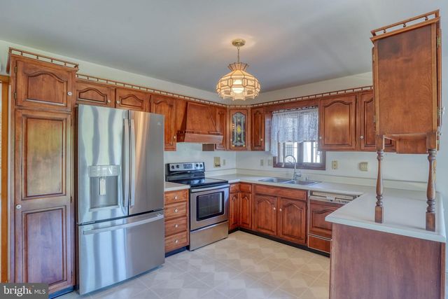 7 WOODS LN, Ocean View, DE 19970