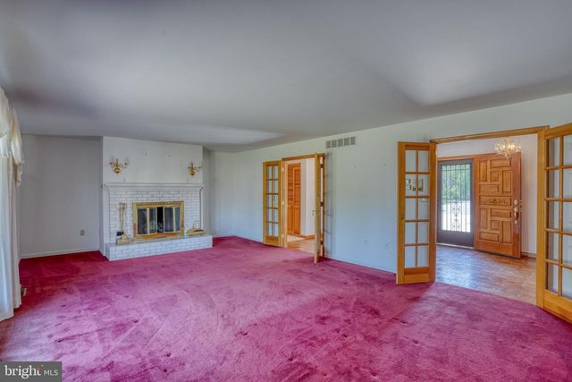 7 WOODS LN, Ocean View, DE 19970