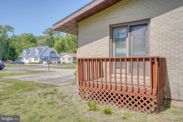 7 WOODS LN, Ocean View, DE 19970