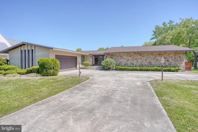 7 WOODS LN, Ocean View, DE 19970