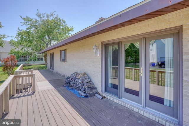 7 WOODS LN, Ocean View, DE 19970