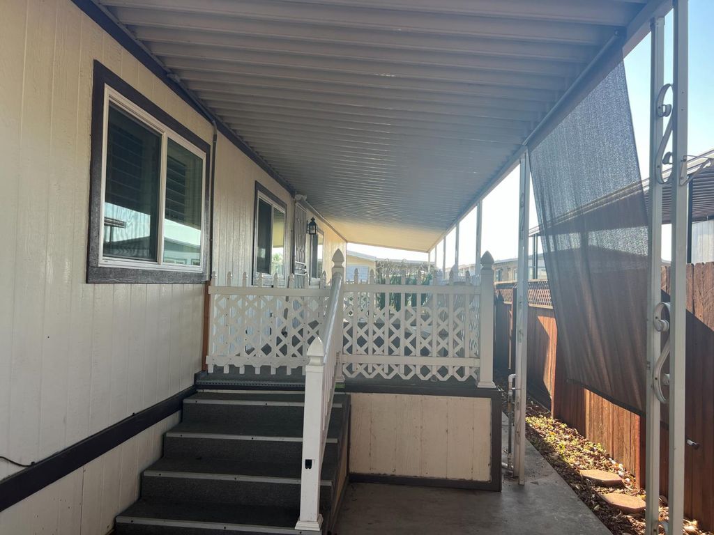 Image 5 of property listing at 371 Bethel Avenue # 102, Sanger, CA 93657