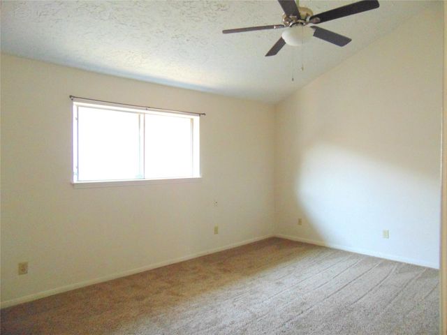 30 Barcelona Court, Missouri City, TX 77459