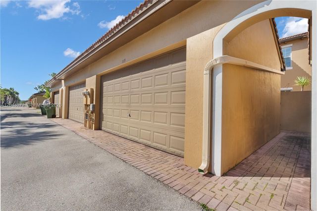 1119 SW 147th Avenue, Pembroke Pines, FL 33027