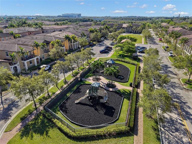 1119 SW 147th Avenue, Pembroke Pines, FL 33027