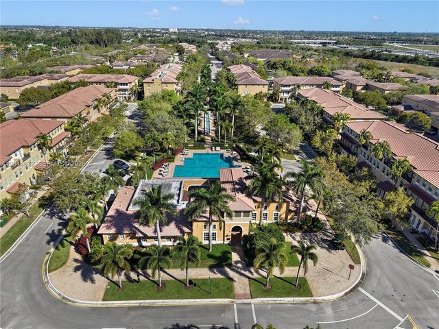 1119 SW 147th Avenue, Pembroke Pines, FL 33027