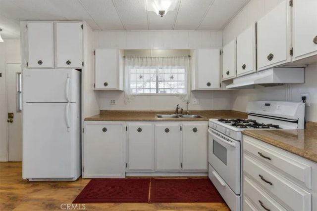 733 Haley Way, Hemet, CA 92543
