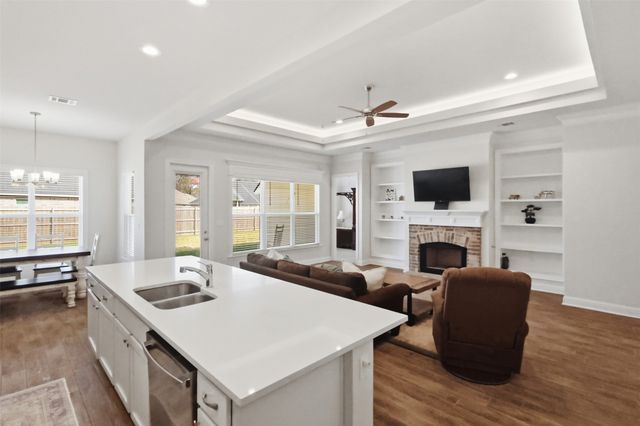 209 Cullom Drive, Bossier City, LA 71112