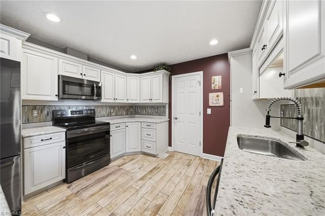 209 Charleston Ridge Drive, Mocksville, NC 27028