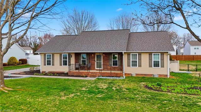 209 Charleston Ridge Drive, Mocksville, NC 27028