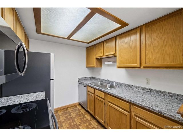 1311 S Cathay Ct 204, Aurora, CO 80017