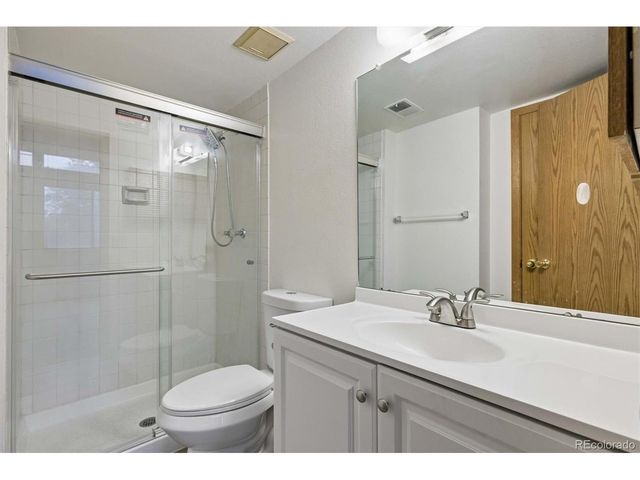 1311 S Cathay Ct 204, Aurora, CO 80017