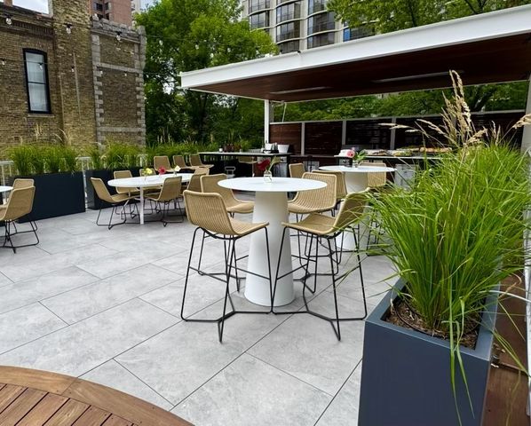 1445 N State Parkway 1904, Chicago, IL 60610