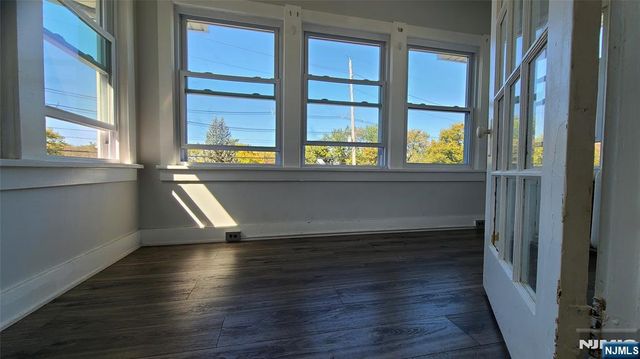 169 Grand Avenue 2nd Fl, Leonia, NJ 07605