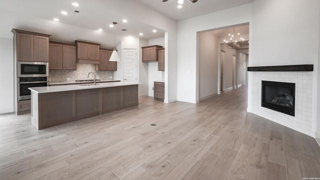 417 Hulda Trail, New Braunfels, TX 78130