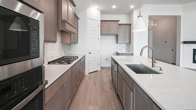 417 Hulda Trail, New Braunfels, TX 78130