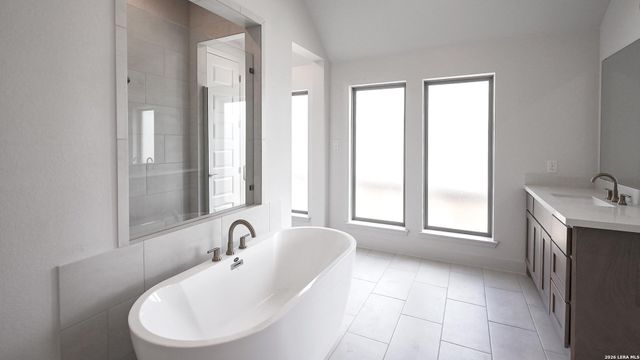 417 Hulda Trail, New Braunfels, TX 78130