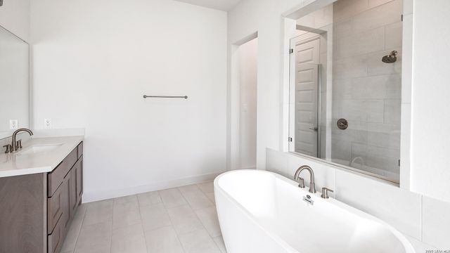 417 Hulda Trail, New Braunfels, TX 78130