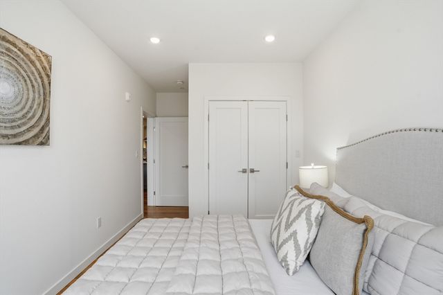 267 Old Colony 308, Boston, MA 02127