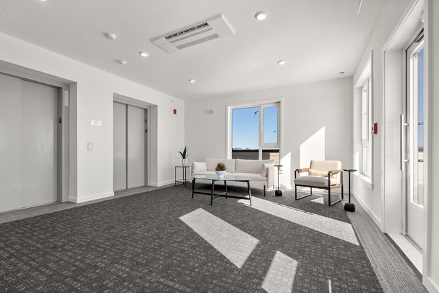 267 Old Colony 308, Boston, MA 02127
