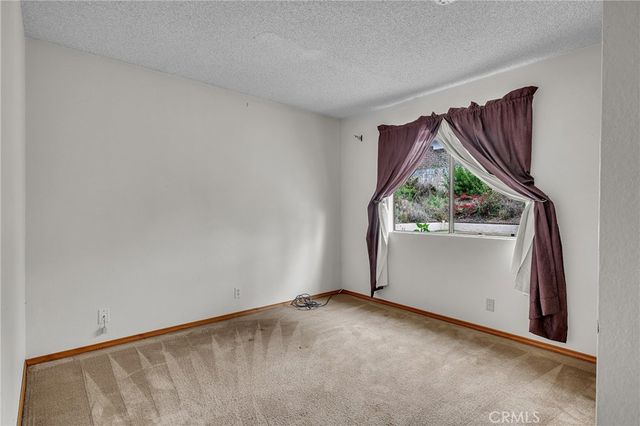 3825 Skycrest, Pasadena, CA 91107