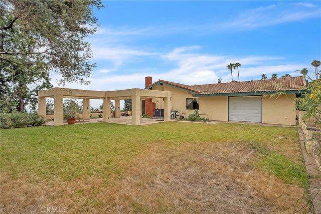3825 Skycrest, Pasadena, CA 91107