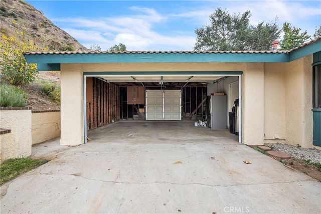 3825 Skycrest, Pasadena, CA 91107