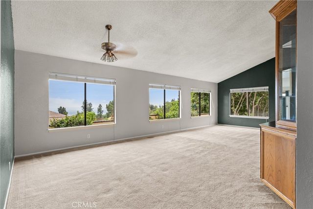 3825 Skycrest, Pasadena, CA 91107