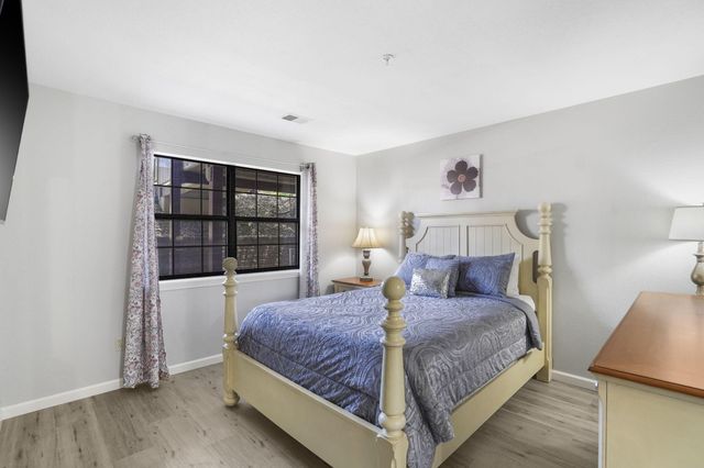 350 S Wildwood Drive S E6, Branson, MO 65616