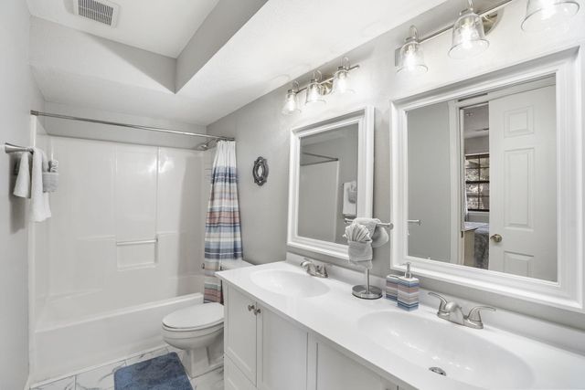 350 S Wildwood Drive S E6, Branson, MO 65616