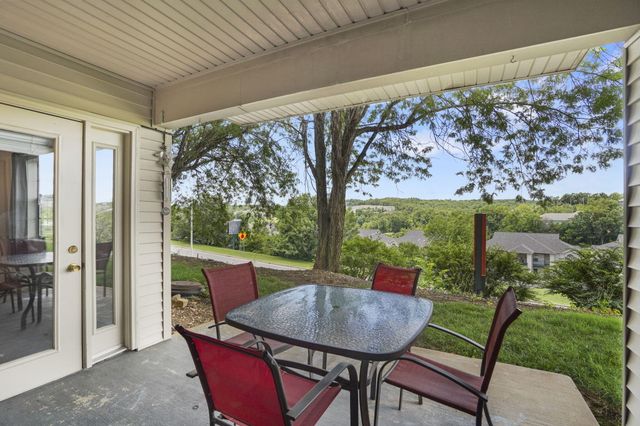 350 S Wildwood Drive S E6, Branson, MO 65616