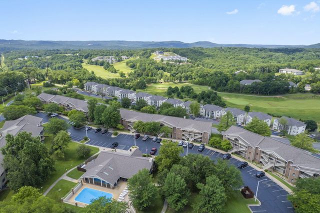 350 S Wildwood Drive S E6, Branson, MO 65616