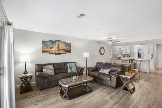 350 S Wildwood Drive S E6, Branson, MO 65616