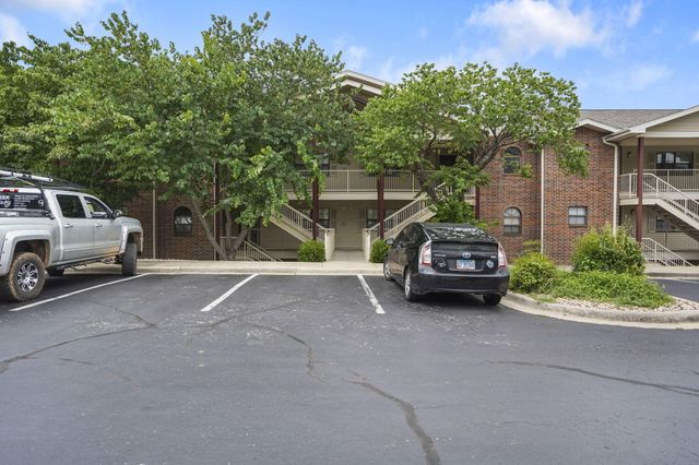 350 S Wildwood Drive S E6, Branson, MO 65616