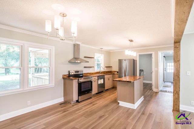 112 Conley Drive, Bonaire, GA 31005