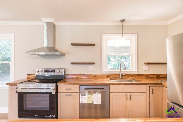 112 Conley Drive, Bonaire, GA 31005