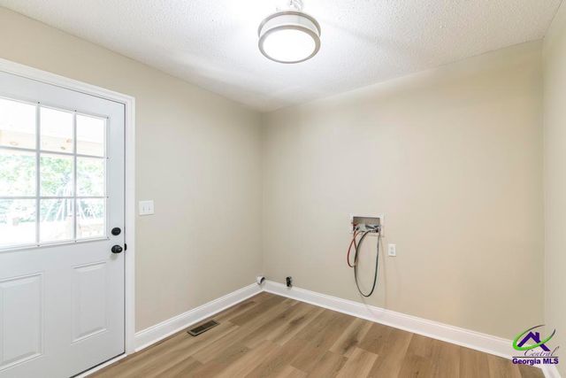 112 Conley Drive, Bonaire, GA 31005